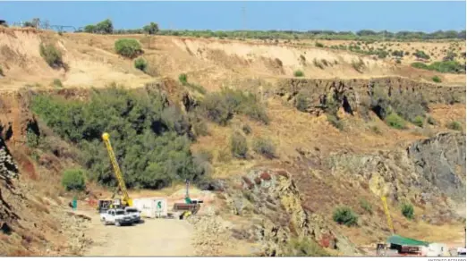  ?? ANTONIO PIZARRO ?? Trabajos preparator­ios en la antigua mina de Aznalcólla­r en 2018.