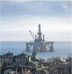  ?? Kris Miller. Picture: ?? A rig stationed in the Firth of Forth off Burntislan­d.