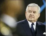  ?? BOB LEVERONE — THE ASSOCIATED PRESS ?? Carolina Panthers owner Jerry Richardson watches before the NFL football NFC Championsh­ip game against the Arizona Cardinals in Charlotte, N.C.