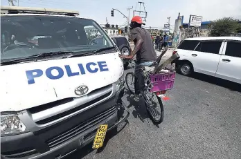  ?? RICARDO MAKYN ?? The police service vehicle involved in the accident.