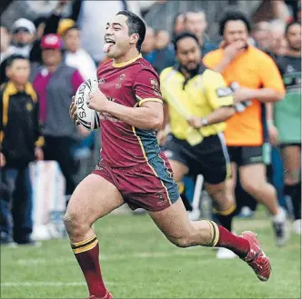  ??  ?? Runaway: Greig Dean streaks away for a try in the 2011 grand final.