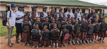  ?? ?? Pupils and teachers of Oba Erediauwa Primary School Iduonmwina, Benin City