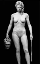  ??  ?? Skulpturu koja mijenja grčki mit izradio je Luciano Garbati