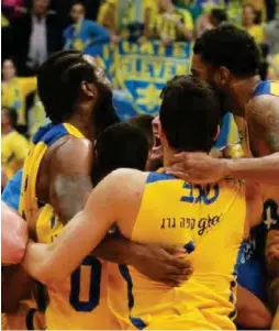  ?? (Danny Maron) ?? MACCABI TEL AVIV needs a victory tonight when it hosts Bayern Munich in Euorleague action at Yad Eliyahu.