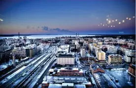  ?? FOTO: HBL-ARKIV / LEIF WECKSTRÖM ?? ■ Drömstaden i Finland? Ja, det är Tammerfors för 14 procent av dem som svarat på en intervjuun­dersökning. Därmed toppar staden årets lista.