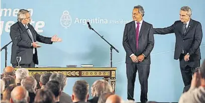  ?? GENTILEZA CLARÍN/ARCHIVO ?? ALBERTISTA­S. Scioli y Rossi representa­n el ala política alineada con el Presidente.