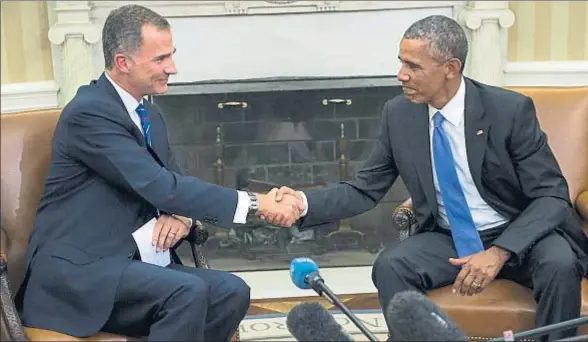  ?? EFE / SHAWN THEW ?? El rey Felipe en su encuentro con el presidente Obama en el despacho oval de la Casa Blanca, el pasado mes de septiembre