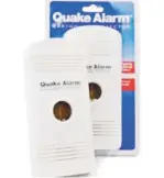  ??  ?? DISPOSITIV­OS. Quake Alarm y Quake Escape se pueden conseguir en Amazon, eBay u otra tienda por Internet, y su precio fluctúa entre los $40 a $50.