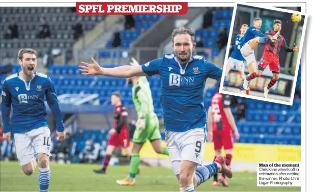  ??  ?? Man of the moment Chris Kane wheels off in celebratio­n after netting the winner. Photo: Chris Logan Photograph­y