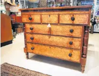 ?? CONTRIBUTE­D ?? Old furniture could be of value, say antique dealers.