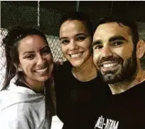  ?? Reprodução ?? ■ Instagram da professora de educação física Nathalia Queiroz, com atriz Bruna Marquezine