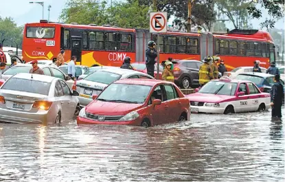  ?? OMAR FRANCO ?? Mancera dijo que con los recursos podrán enfrentars­e las lluvias intensas que trae el cambio climático.