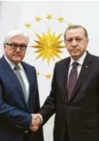  ?? Foto: dpa ?? Härte in der Sache: Staatschef Erdogan und Außenminis­ter Steinmeier.