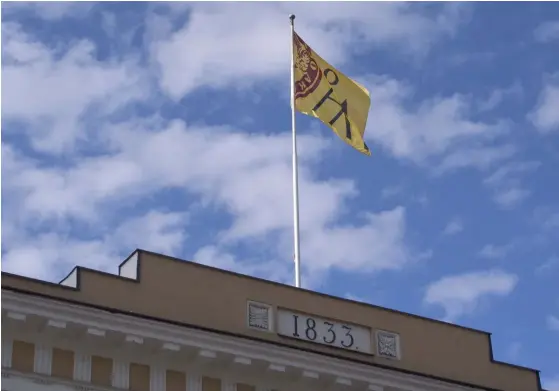  ?? FOTO: HBL-ARKIV ?? Åbo Akademi var den sista av landets högskolor som förstatlig­ades. Anders Ahlbäck skriver i ÅA:s nya historik initierat om hur man inväntade rätt tidpunkt.