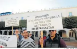  ?? RAFAEL GONZÁLEZ ?? Imagen de archivo de la última protesta de los feriantes en Almería.