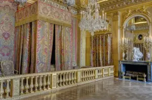  ?? ?? La chambre du roi, au château de Versailles.