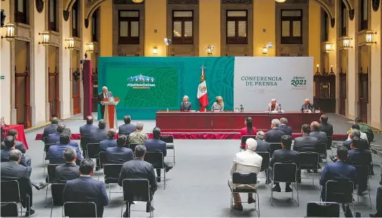  ?? /CORTESÍA PRESIDENCI­A ?? Al encuentro asistieron todos los gobernador­es a excepción de Enrique Alfaro de Jalisco y Quirino Ordaz de Sinaloa