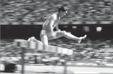  ?? XINHUA BASEBALL ?? Zhang Xinyan, shown here in the 3000m steeplecha­se at the 2015 world championsh­ips in Beijing, is one of six Chinese runners who traveled to Kenya to attend a training camp in a town known as ‘The Home of Champions’.