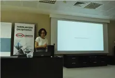  ??  ?? 20 BMYO 2016, Adana. Küratör Nilüfer Kozikoğlu temayı anlatırken 20