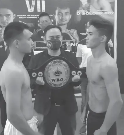  ?? / JUN MIGALLEN ?? MATCH. Virgel Vitor (right) will go up against Thai up-and-comer Arnon Yupang in their World Boxing Organizati­on (WBO) Oriental super featherwei­ght title fight in the main event of “Kumong Bol-anon 7” in Dimiao, Bohol on Sept. 9.