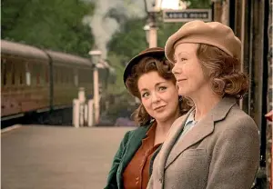  ?? ?? Sheridan Smith and Jenny Agutter team up for The Railway Children Return.