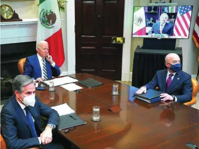  ?? REUTERS ?? La primera reunión entre Joe Biden y Andrés Manuel López Obrador ha tenido que ser virtual por el coronaviru­s