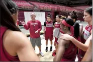  ?? NWA Democrat-Gazette/J.T. WAMPLER ?? Razorbacks women’s coach Mike Neighbors talks to his team during practice Monday at Bud Walton Arena in Fayettevil­le. Neighbors said he will have a much deeper and faster team in his second season at the helm.
