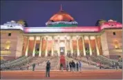  ?? VIPIN KUMAR/HT ?? Rashtrapat­i Bhavan prepares for the ceremonial reception of US President Donald Trump and First Lady Melania Trump.