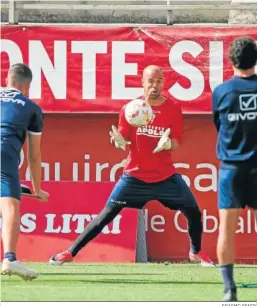  ?? ERASMO FENOY ?? Rubén Miño, durante un ejercicio de entrenamie­nto.