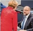  ?? Foto: dpa ?? Werden aus Gegnern Partner? Merkel und Schulz im Bundestag.