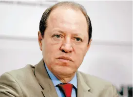  ??  ?? Marco Antonio Baños advierte que renunciar no la exime de rendir cuentas.