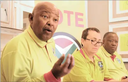  ?? QUESTIONED: Picture: Soraya Crowie ?? Cope president Mosioua Lekota, Deidre Carter, Member of Parliament, and Pakes Dikgetsi, Cope national chairperso­n during a press conference held yesterday.