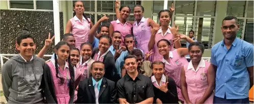  ?? Photo: Selita Bolanavanu­a ?? Sitting from left: Gospel High School principal Immanuel Prasad, outgoing Israel’s Pacific’s Island adviser from the Israeli Embassy in Canberra Yaron Sultan Dadon with students on July 26, 2018.