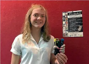  ??  ?? Waimea College student Shania Kuipers, 16, won the people’s choice award at the PhoneArt exhibition competitio­n.