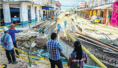  ?? JESÚS RICO ?? Así se ve la carrera 41, entre calles 30 y 31, por las obras de peatonaliz­ación que comenzaron en julio de 2016.