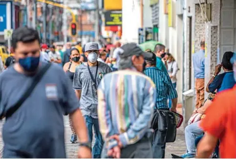  ?? FOTO CARLOS VELÁSQUEZ ?? Las cajas advierten que el apoyo al cesante es una prestación asistencia­l y que su financiaci­ón es limitada.