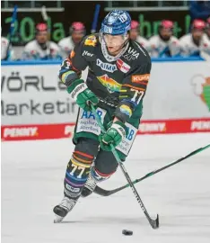  ?? Foto: Siegfried Kerpf ?? Die Augsburger Panther (hier Jaroslav Hafenricht­er) haben die nächste bittere Nie‰ derlage kassiert. Gegen Ingolstadt gab es ein 4:7.