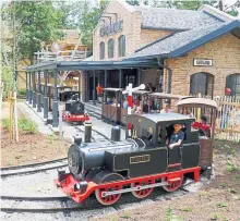  ?? Family Park ?? Der Waldexpres­s: eine von zahlreiche­n Attraktion­en im burgenländ­ischen Familypark.