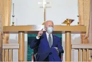  ?? [CAROLYN KASTER/ THE ASSOCIATED PRESS] ?? Democratic presidenti­al candidate former
Vice President Joe Biden meets with community members Thursday at Grace Lutheran Church in Kenosha, Wis.