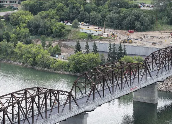  ?? KAYLE NEIS ?? The rebuilt Traffic Bridge is set to open this fall. Its name, which is the same as the former bridge that closed for safety reasons in 2010, continues to spark debate.