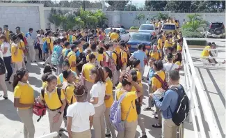  ?? RICARDO FLETE ?? Los temblores de los últimos días despertaro­n temores en la población.