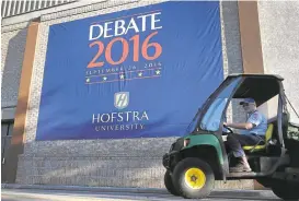  ?? JOE RAEDLE/GETTY IMAGES ?? Monday’s presidenti­al debate at Hofstra University, in Hempstead, New York, is predicted to draw a huge audience for the first showdown between Hillary Clinton and Donald Trump.