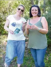  ?? (Photos P. F.) ?? Christelle a aidé Céline à trouver de l’eau !