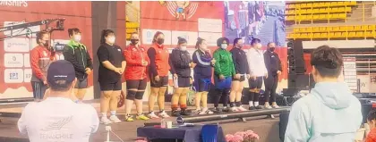  ?? Photo / Supplied ?? Miniah Summerell (far right) lined up with her fellow competitor­s in the 87kg-plus category at the 2022 Junior World Weightlift­ing Championsh­ips held in Heraklion, Greece.