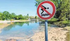  ?? FOTO: DPA ?? Schlechtes Beispiel: Der Goldscheue­r Badesee in Kehl bekam als einzige von mehr als 300 geprüften Badestelle­n in Baden-Württember­g ein „mangelhaft“.