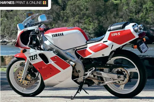  ??  ?? A Deltabox frame was first seen on Kenny Roberts' Yamaha GP bike of 1983. Then road-based Yamaha got 'em from 1987.