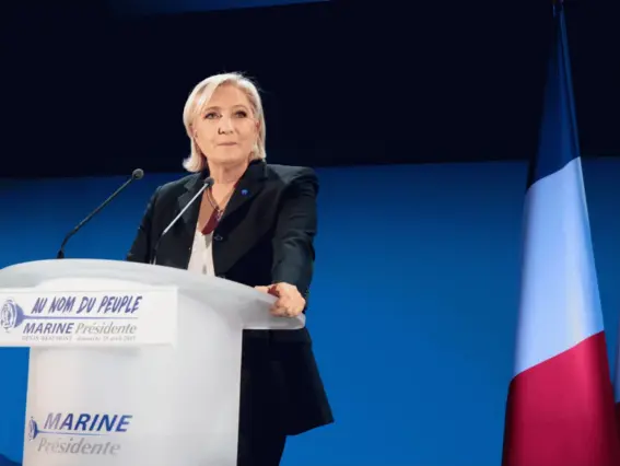  ?? (JOEL SAGET/AFP/Getty Images) ?? French presidenti­al election candidate for the far-right Front National (FN) party Marine Le Pen delivers a speech in HeninBeaum­ont