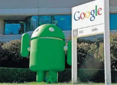  ?? FOTO: KERKMANN/DPA ?? Das grüne Robotermän­nchen ist das Maskottche­n von Googles mobilem Betriebssy­stem Android. Das Unternehme­n gab diese Woche einen Vorgeschma­ck auf die neuen Funktionen.