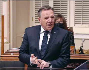  ?? CAPTURE D’ÉCRAN ?? François Legault a déploré hier à l’assemblée nationale les « insultes » qu’il reçoit depuis qu’il a été questionné par Manon Massé sur le prix des logements.