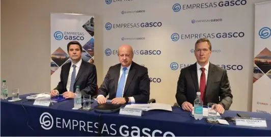  ?? ?? Matías Pérez Cruz, presidente del directorio de Gasco; Cristián Aguirre, gerente general (izquierda), y Rafael Goldsack, gerente legal corporativ­o.